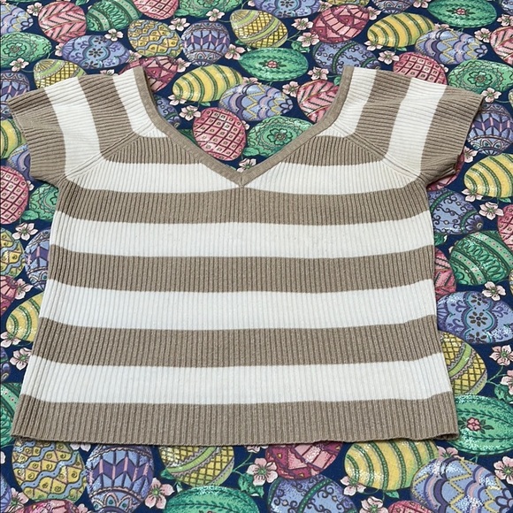 Chesley Other - ❤️ Chesley top